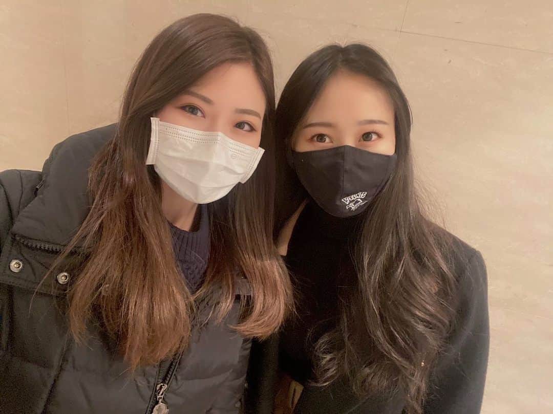 長沼南帆のインスタグラム：「さおりさんが早めのお誕生日プレゼントくれました🥰﻿ 名前も入れてくれて嬉しい☺️﻿ ﻿ いつも優しいさおりさん大好き〜❤️﻿ ﻿ ﻿ ﻿ ﻿ ﻿ ﻿ #shiseido #lip #マットリップ　#matlipstick #資生堂リップ #モダンマットパウダーリップスティック #ナチュラルメイク」