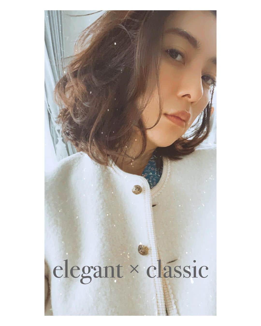 のインスタグラム：「【 elegant × classic 】  カルチャーを大切にしたグランジボブ！  クラシカルな背景にエレガントな要素をMIX◎ 毛先の馴染みのよいクセ感が◎  cut color / 12000〜 （学割あり）  hair stylist / #bloc_yamamoto   お写真ありがとうございました！」