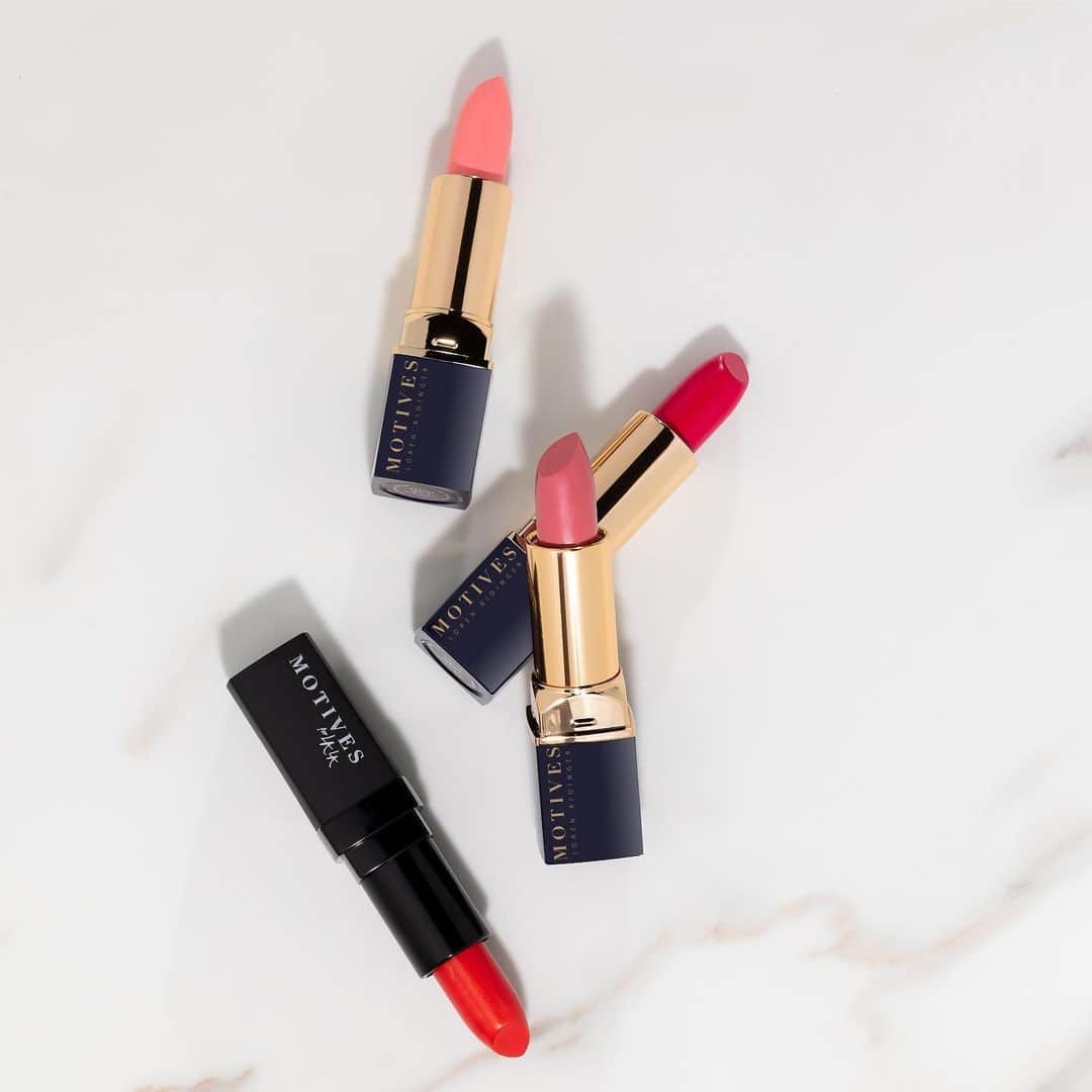 Motives Cosmeticsのインスタグラム：「4 lipsticks, 1 set 🖤 Shop the Pure Love Lip Set now at the link in bio or tap the image to shop💄#motivescosmetics」