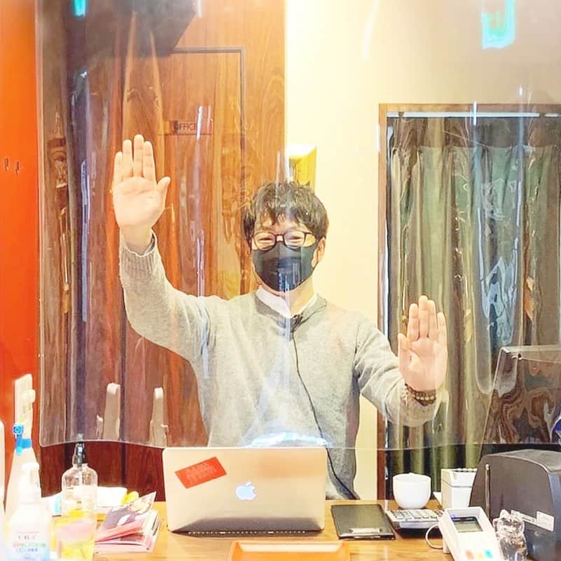 のインスタグラム：「本日はまほろ座のレストランにご来店いただきありがとうございました。 大人気のクリームパスタは早々に完売！ 次回はたくさんご用意しておきます。 マスクも早速買っていただきました。 来週も火曜日水曜日にお待ちしております◎  #まほろ座 #まほろ座レストラン」