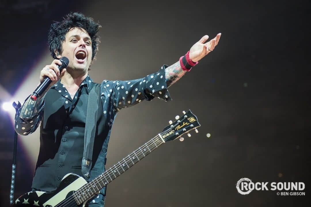 Rock Soundのインスタグラム：「A very Happy Birthday to Billie Joe Armstong!   What's the best Green Day show you have ever been to?」