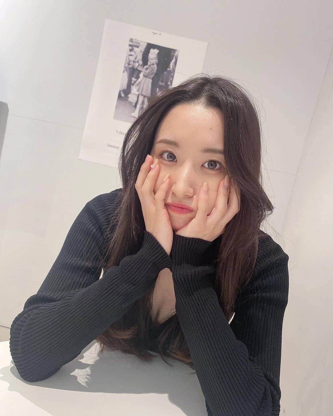 のインスタグラム：「おやすみ♡」