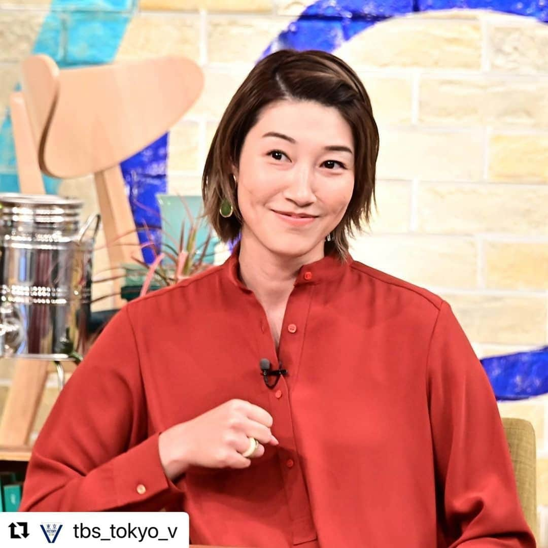 狩野舞子さんのインスタグラム写真 - (狩野舞子Instagram)「・ アゴを出す以外に何も出来なかったことを お詫び申し上げますと共に、次に生かしたいと思っておりますのでこれからもよろしくお願い致します😗 ・ #Repost @tbs_tokyo_v with @make_repost ・・・ レミたんのキレキレダンスに狩野さんも対抗⁉️  収録後,,,,,,  『もっと出来た😞😞』と大反省する舞子さま  笑いへの追求心 プロ魂....さすがです😳✨✨✨  その勇姿！ 放送で是非チェックしてください🙏🙏」2月17日 23時23分 - kanochan715