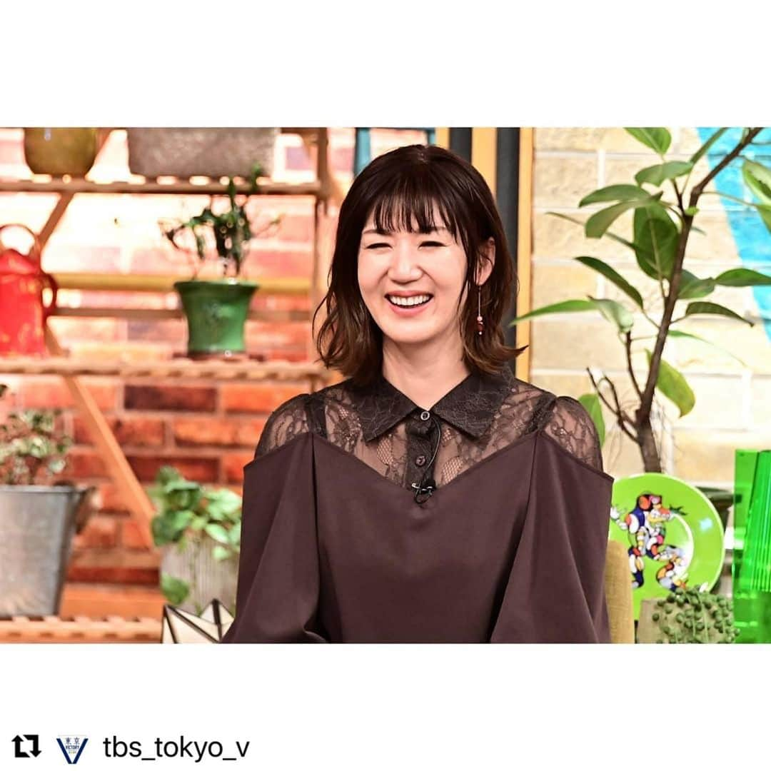 狩野舞子さんのインスタグラム写真 - (狩野舞子Instagram)「・ アゴを出す以外に何も出来なかったことを お詫び申し上げますと共に、次に生かしたいと思っておりますのでこれからもよろしくお願い致します😗 ・ #Repost @tbs_tokyo_v with @make_repost ・・・ レミたんのキレキレダンスに狩野さんも対抗⁉️  収録後,,,,,,  『もっと出来た😞😞』と大反省する舞子さま  笑いへの追求心 プロ魂....さすがです😳✨✨✨  その勇姿！ 放送で是非チェックしてください🙏🙏」2月17日 23時23分 - kanochan715