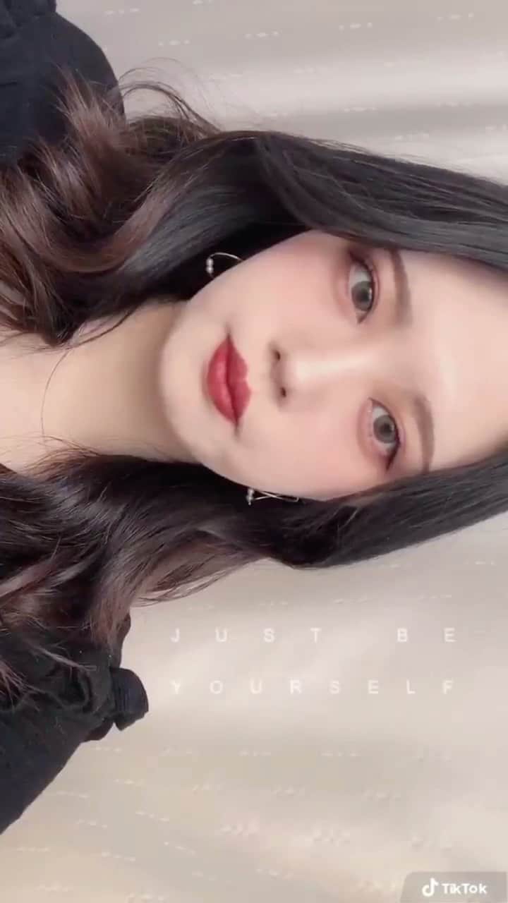のインスタグラム：「最後まで見てね🥺🥺🥺 #変身 #変身動画 #今日好き #垢抜け #女子力」