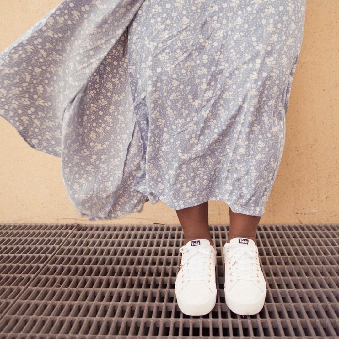 Kedsのインスタグラム：「That feeling when you find a sneaker that makes your favorite go-to dress feel brand new. Tap to shop the Jump Kick Duo.」