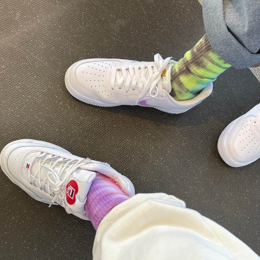 渡邊真由のインスタグラム：「#nike #fila #airforce #airforce1」
