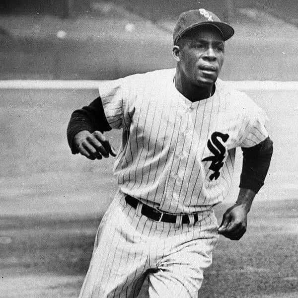 ジョン・レグイザモさんのインスタグラム写真 - (ジョン・レグイザモInstagram)「CELEBRATING MINNIE MIÑOSO ✊🏿✊🏾✊🏽❤🇺🇲  #BlackHistoryISAmericanHistory  #EveryMonthIsBlackHistoryMonth  #Baseball #AmericanHistory   Orestes "Minnie" Miñoso, nicknamed "The Cuban Comet" and "Mr. White Sox", was a Cuban professional baseball player. The first Black Cuban in the major leagues and the first black player in White Sox history, as a 1951 rookie he was one of the first Latin Americans to play in an MLB All-Star Game.」2月18日 0時09分 - johnleguizamo