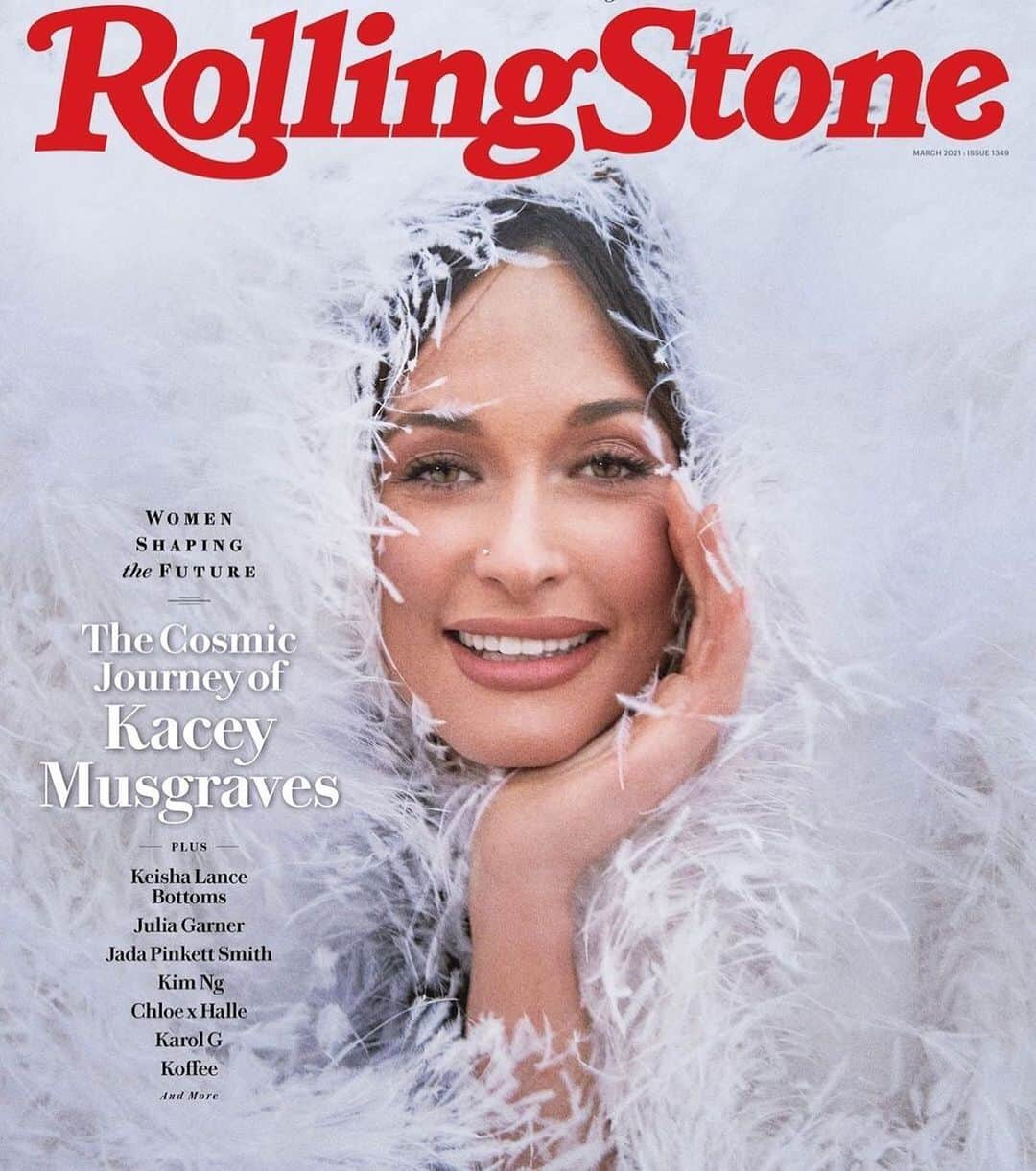 パット・マグラスさんのインスタグラム写真 - (パット・マグラスInstagram)「CAPTIVATING KACEY ⚡⚡⚡ THE DIVINE @spaceykacey on the cover of @rollingstone photographed by @ryanmcginleystudios in a DIVINE #patmcgrathlabs FULL FACE FANTASY by MAJOR #MUA @moanilee ⚡⚡⚡ Shop Kacey’s look NOW at PATMcGRATH.COM⁣ ⁣ #PMGHowTo⁣ FACE⁣ — Prep the skin using Sublime Perfection Primer with fingertips ⁣ — Use the Sublime Perfection Foundation Brush to buff an even layer of Sublime Perfection Foundation in ‘LIGHT MEDIUM 11’ into the skin⁣ — Lightly contour the face using Sublime Perfection Foundation in ‘LIGHT MEDIUM 14’ ⁣ — Highlight under the eyes & high points of the face using Sublime Perfection Concealer in ‘LIGHT MEDIUM 10’ with the Sublime Perfection Concealer Brush⁣ — Set the under eyes with Under-Eye Blurring Powder in ‘MEDIUM’ ⁣ — Set the rest of the face with Sublime Perfection Setting Powder in ‘LIGHT MEDIUM 2’ using the Sublime Perfection Powder Brush⁣ — Add depth to the contours of the face with Under-Eye Blurring Powder in ‘DEEP’ ⁣ ⁣ EYES⁣ — Blend a wash of ’VELOURIA’ eye shadow all over the lid & through the crease using a fluffy brush⁣ — Add depth to the lash line with ’XTREME MAHOGANY’ eye shadow using an angled brush⁣ — Softly feather the edges of the eye shadow using a small detail brush⁣ — Apply PermaGel Ultra Glide Eye Pencil in ’BLK COFFEE’ along the lash line & create a smokey effect with a small detail brush ⁣ — Add definition between the lashes with Perma Precision Liquid Eyeliner ⁣ — Curl the lashes & coat with Dark Star Mascara ⁣ ⁣ LIPS⁣ — Define the shape of the lips with ‘STRUCTURE’ PermaGel Ultra Lip Pencil⁣ — Finish the lips with ‘CHRISTY’ MatteTrance Lipstick」2月18日 0時27分 - patmcgrathreal