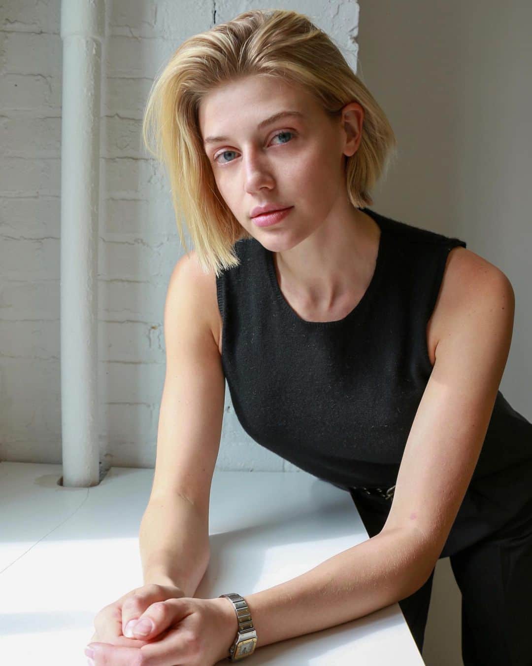 Nora O´Neilのインスタグラム：「She’s here to work @marilynagencyny」