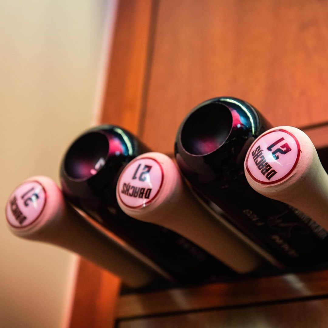 アリゾナ・ダイヤモンドバックスさんのインスタグラム写真 - (アリゾナ・ダイヤモンドバックスInstagram)「It’s happening. Baseball. Is. Back.」2月18日 1時09分 - dbacks