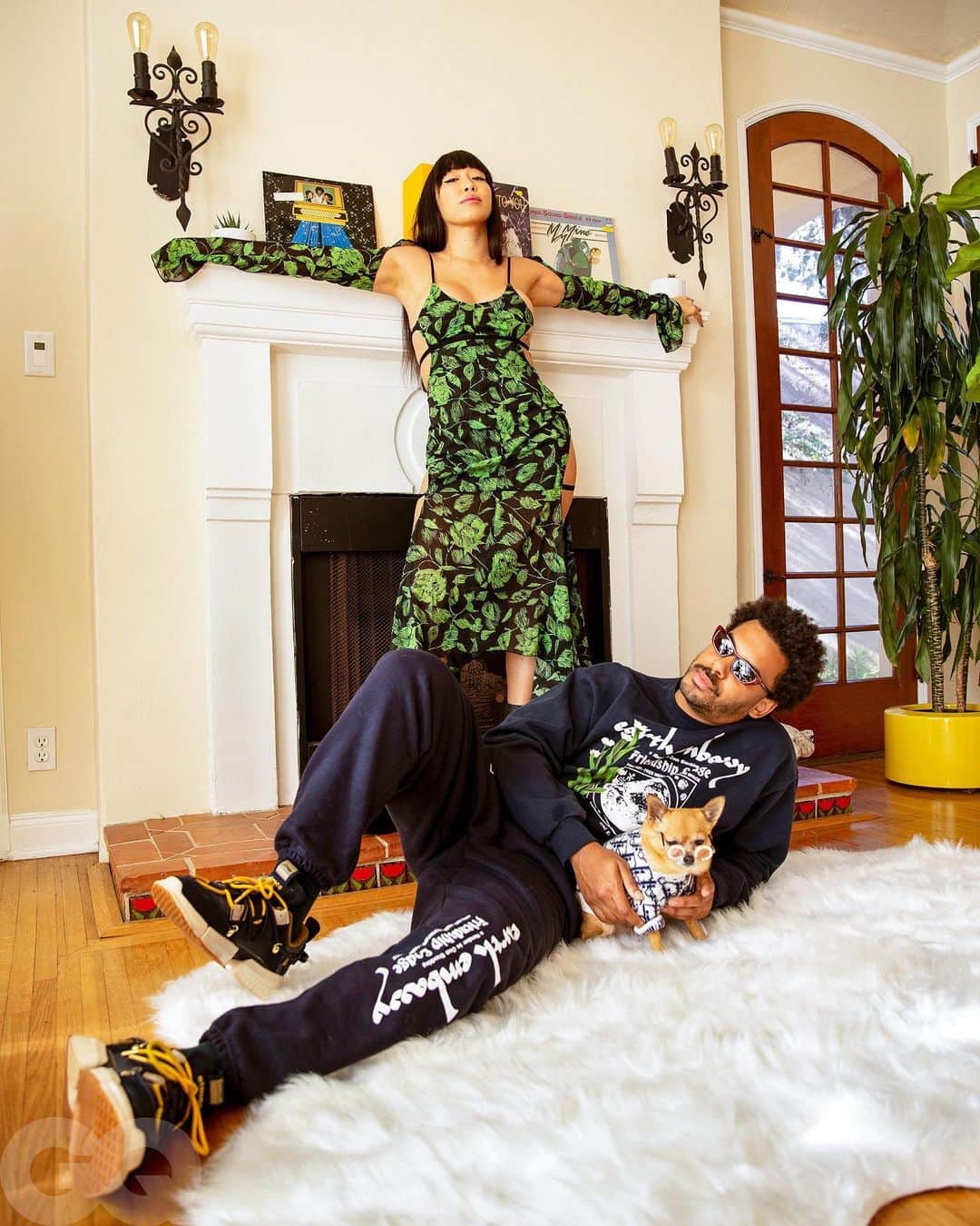 GQさんのインスタグラム写真 - (GQInstagram)「@ZackFox and Kat Matutina (@pickpocketparty) fell in love swapping deep-cut R&B tracks. For the #GQModernLovers issue, the L.A.-based creative opens up to @danielle__cohen_. Head to the link in bio to read the story and see all the photos by @julianbpp.」2月18日 1時20分 - gq