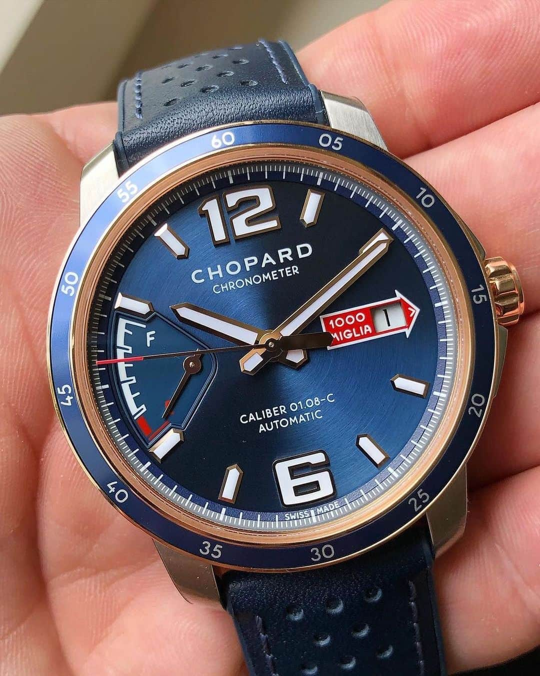 Daily Watchさんのインスタグラム写真 - (Daily WatchInstagram)「The racing inspired @Chopard Mille Miglia GTS Azzurro Power Control. 43mm steel case with rose gold details and stunning blue dial #Chopard」2月18日 1時21分 - dailywatch