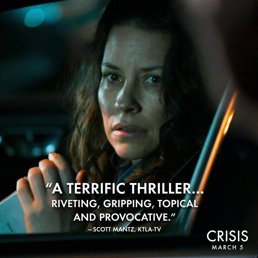 エヴァンジェリン・リリーのインスタグラム：「This is Claire Riemann.  She is in incredible pain.  She is an architect.  She is also an opioid addict.   #crisismovie @crisismovie #opioidaddict #opioidcrisis #opioidaddiction #opioidawareness」