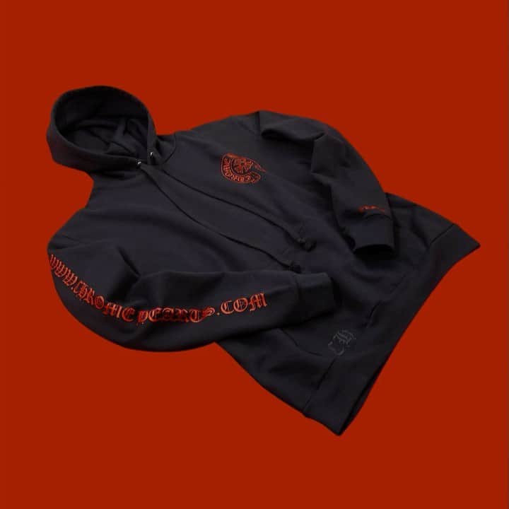 クロムハーツのインスタグラム：「+ available now + + + link in bio」