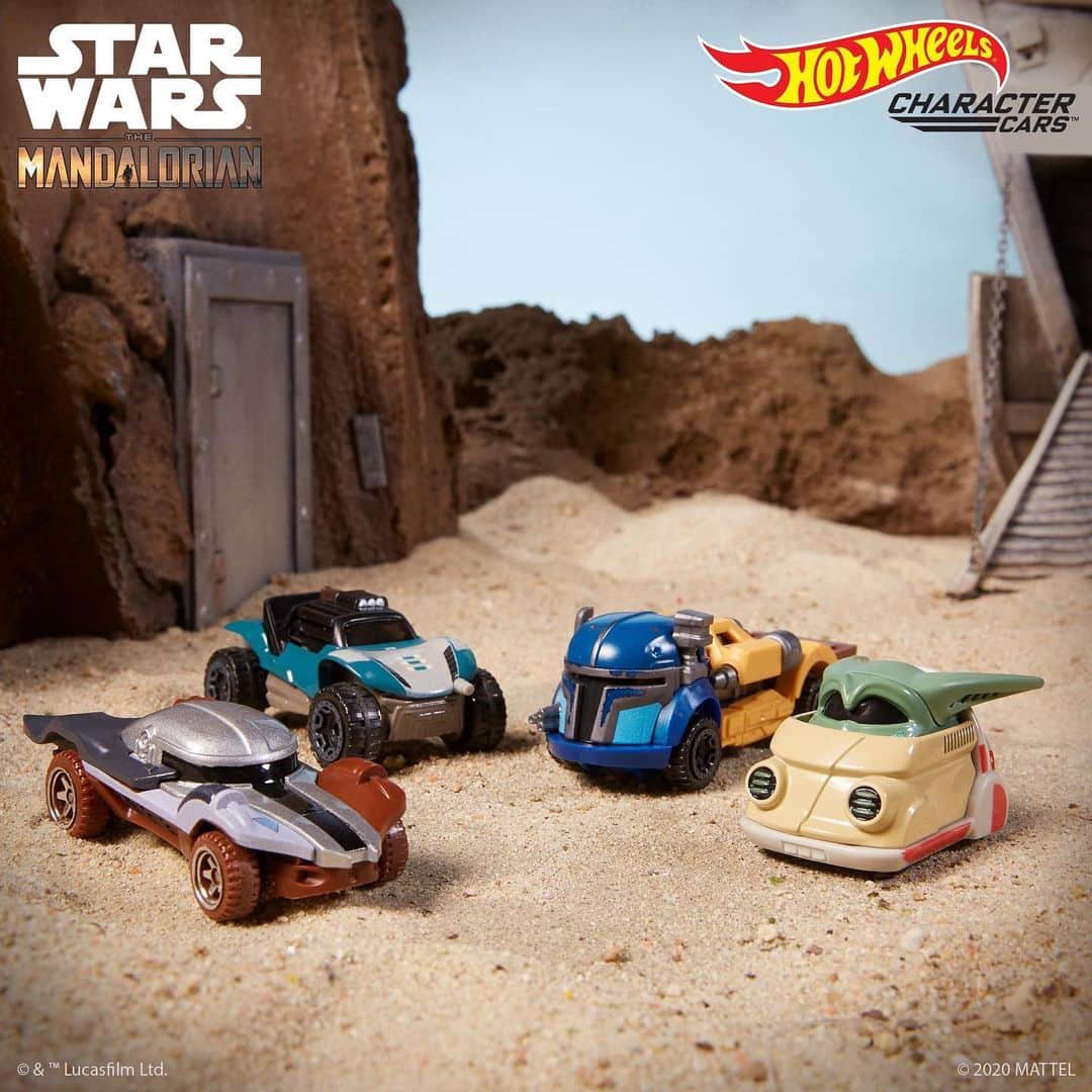 Hot Wheelsさんのインスタグラム写真 - (Hot WheelsInstagram)「Looking for the perfect The Mandalorian themed Hot Wheels Character Cars? May the Force be with you. #HotWheels #StarWars」2月18日 2時06分 - hotwheelsofficial