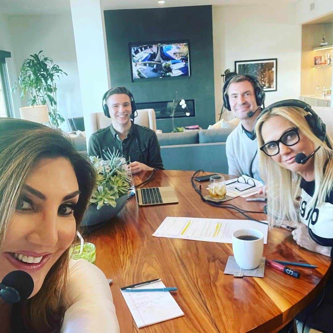 ヘザー・マクドナルドのインスタグラム：「On now @jljefflewis ch 102 @siriusxm @bravoandy @megancatalina @shane.douglas」