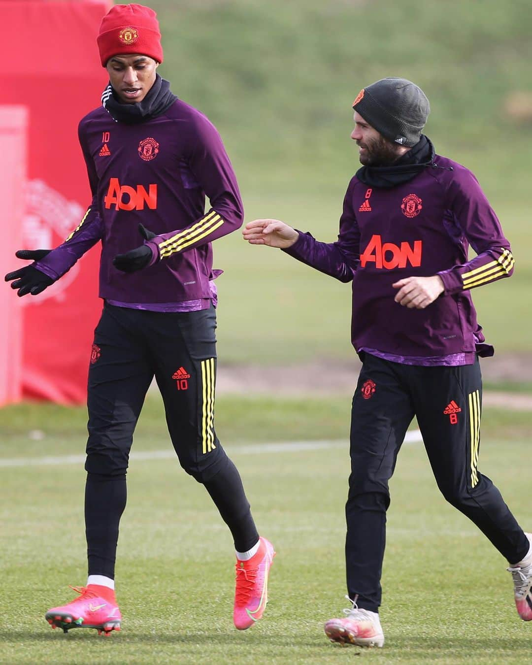 マンチェスター・ユナイテッドさんのインスタグラム写真 - (マンチェスター・ユナイテッドInstagram)「#WorkoutWednesday ✔️  #MUFC #ManUtd #EuropaLeague」2月18日 2時58分 - manchesterunited