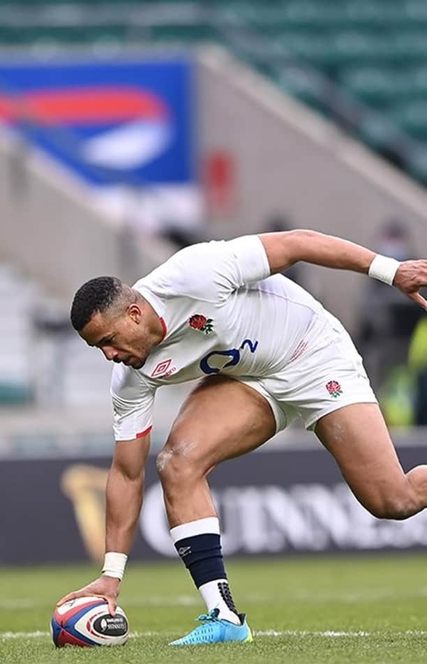 ラグビーイングランド代表のインスタグラム：「The squad prepares to host Italy at Twickenham and bounce back from defeat, we take take you behind the scenes in training and Eddie reflects on what it takes to come back stronger 🌹 @o2sports   #GuinnessSixNations #WearTheRose  #rugby #englandrugby #sports」