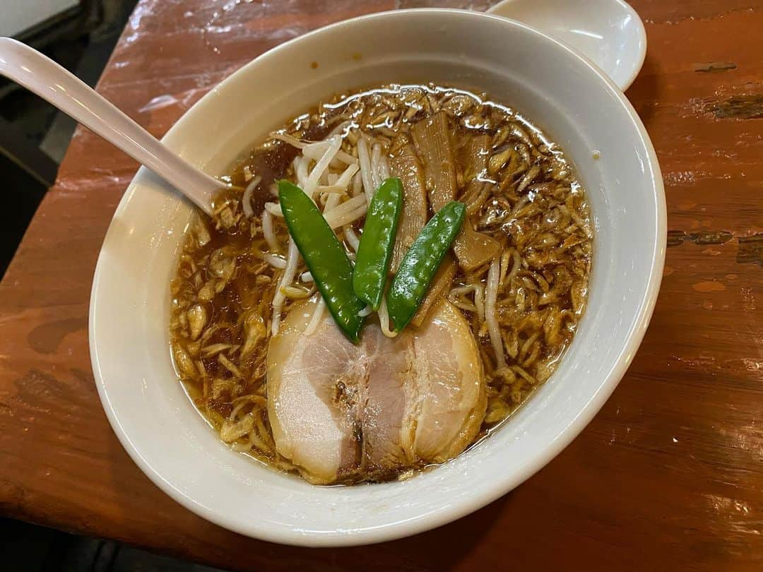 クロちゃんさんのインスタグラム写真 - (クロちゃんInstagram)「昼夜兼用ごはん  かおたんラーメン新発売！！」3月4日 16時24分 - kurochandesuwawa