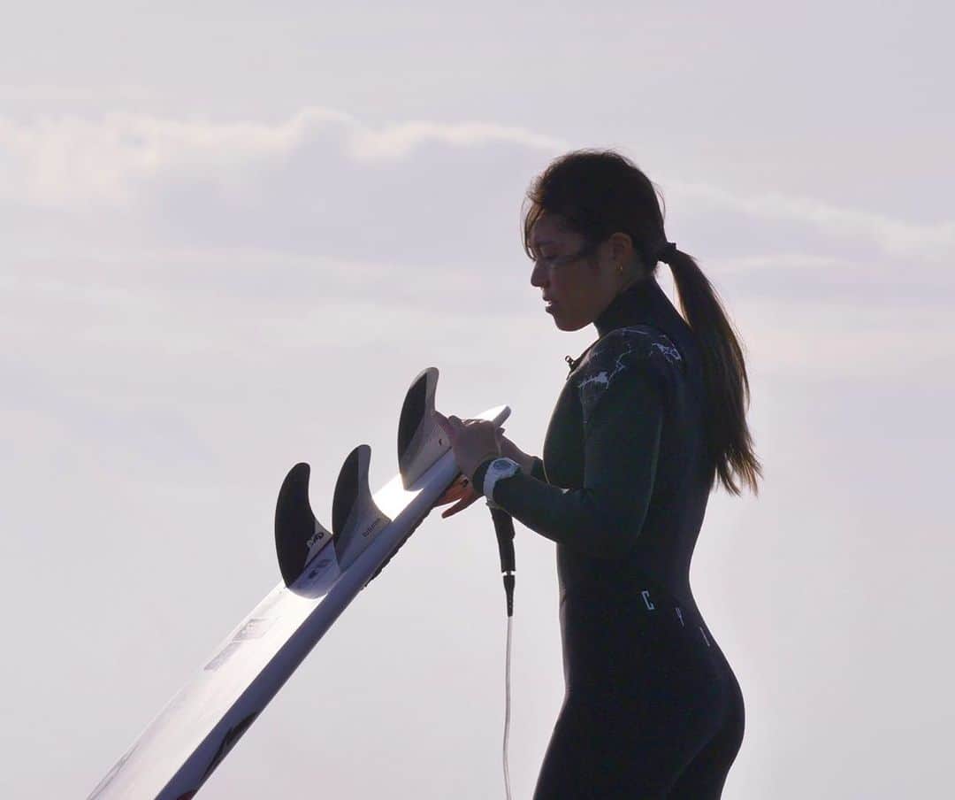 野呂玲花さんのインスタグラム写真 - (野呂玲花Instagram)「このCyber wetsuitsの5mm3mmは2年着てるけどまだ全然柔らかい！毎日サーフィンしてるのにこんなに持ちがいいウェットスーツは初めてです。 📸 // @surfers_channel」3月4日 17時26分 - reikanoro