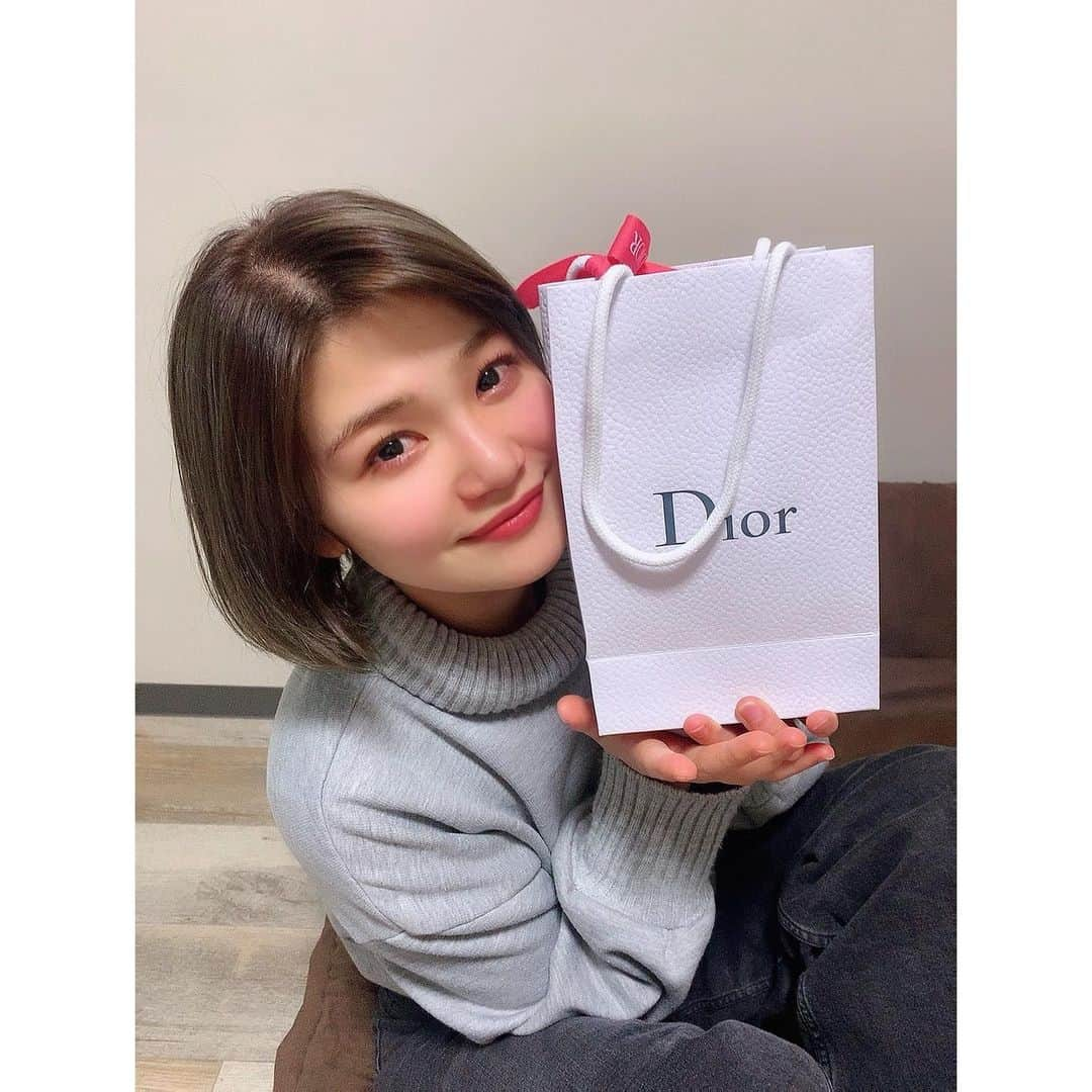 桜井りおなさんのインスタグラム写真 - (桜井りおなInstagram)「ㅤㅤㅤㅤㅤㅤㅤㅤㅤㅤㅤㅤㅤ  26歳になりました🎂 ㅤㅤㅤㅤㅤㅤㅤㅤㅤㅤㅤㅤㅤ お家で友達にお祝いしてもらったよ~♡ ㅤㅤㅤㅤㅤㅤㅤㅤㅤㅤㅤㅤㅤ 大人っぽくなりたくてㅤㅤㅤㅤㅤㅤㅤㅤㅤㅤㅤ 前髪のばしてます！！😚 ㅤㅤㅤㅤㅤㅤㅤㅤㅤㅤㅤㅤㅤ 大人な女性になろう作戦ㅤㅤㅤㅤㅤㅤㅤㅤㅤㅤㅤㅤㅤ」3月4日 19時14分 - tcc_riona