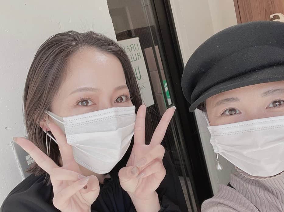 のインスタグラム：「お知らせです。。 ・ 明日TVの世界にお邪魔します。 ・ 明日5日(金)19:00から、TBS「爆報！ＴＨＥフライデー」最終回 人生激変！転身ヒロインSPに出演します！ ・ 恐縮ながら、密着ロケをして頂き、サロンや自宅や、子供達も写る予定です。🙈 ハラハラ。ドキドキ。 ・ スタッフの皆様が本当に素敵な方々でして。。 実は10年程前❓に、お邪魔させていただいた番組で、 10年ぶりに再会させていただいたディレクターさんもいました😭。  個人的に、凄く有難い経験となりました。 ありがとうございました。 ・ 明日で最終回❗️❗️ 爆報！THEフライデー 是非見てください！ ・ #恐縮すぎてほんとすみません  #爆報theフライデー  #小森純」