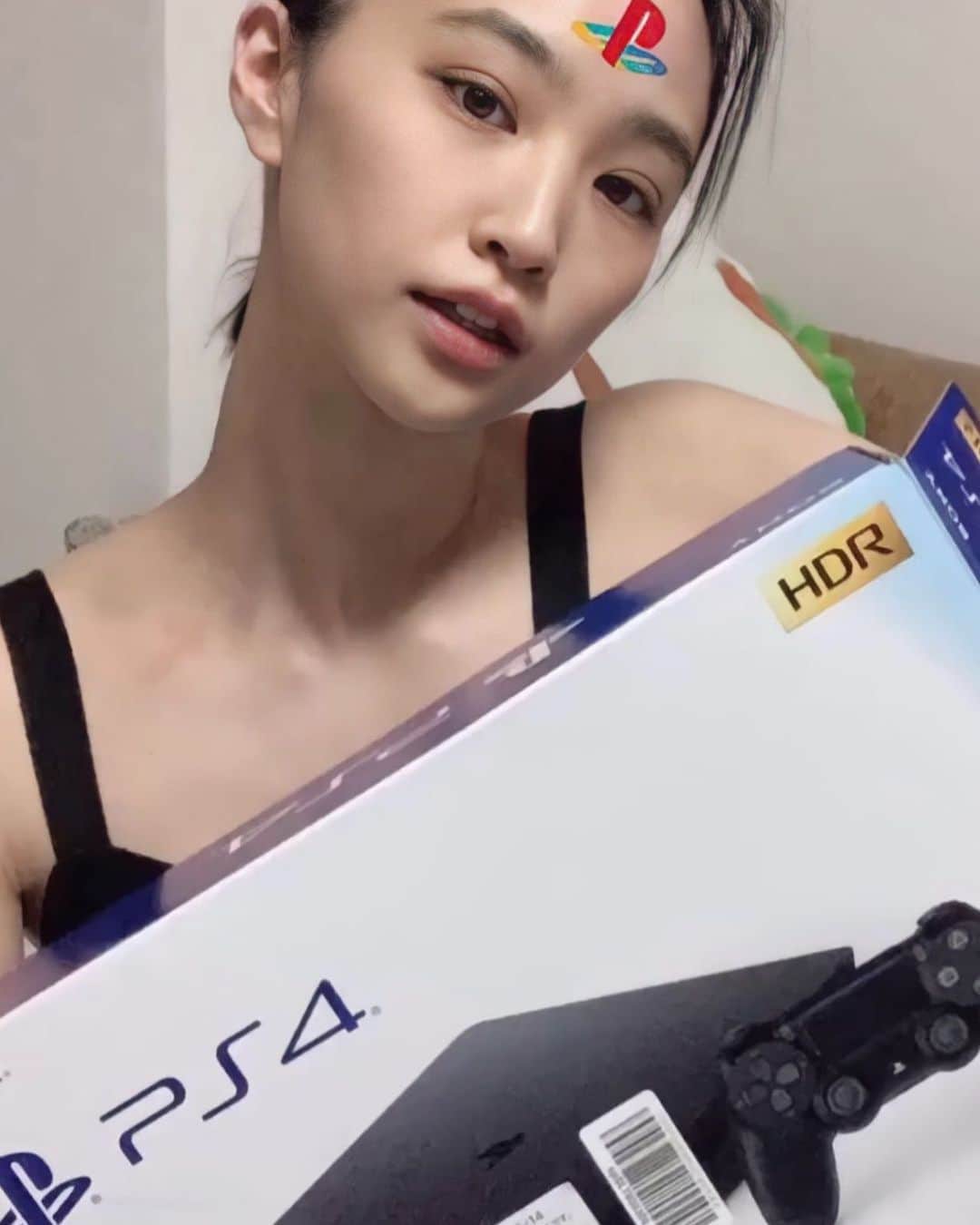 三戸セリカのインスタグラム：「己のps4！今」