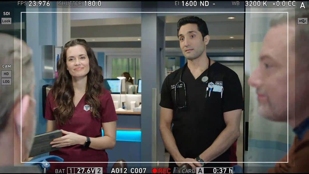 トーレイ・デヴィートのインスタグラム：「I also wanna know... what are you guys thinking of this new duo...?? Do you think Nats got it right this time or....?? I want to hear your thoughts! #ChicagoMed」