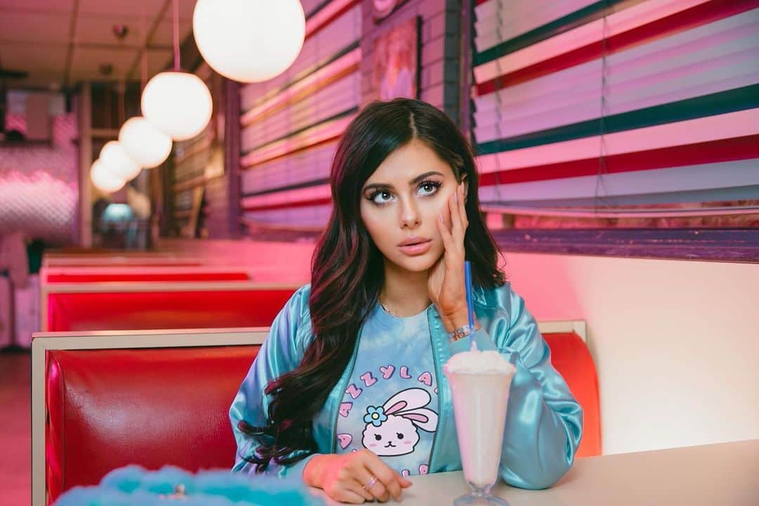 Azzyのインスタグラム：「Don’t mind me... just counting down the days to the drop of my first ever merch line! If you want first access just go to to azzyland.com and join my exclusive mailing list 😬♥️」