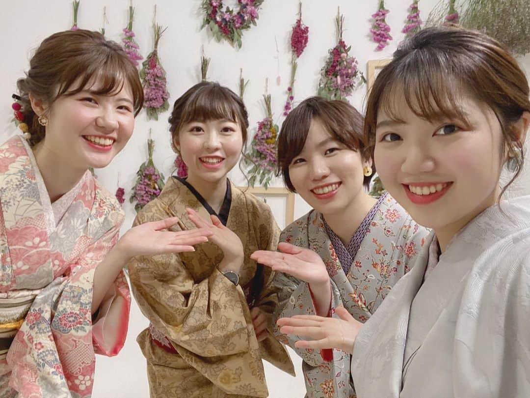 金沢着物レンタルshop心結〜kokoyui〜のインスタグラム：「金沢は雪景色になりました！  ふわふわの雪☃️ 着物にブーツを合わせても可愛い❤️  #着物 #金沢きもの  ──────  ⚫︎金沢駅前 着物レンタル心結(ここゆい)  ⚫︎営業時間 : 9:00〜18:00 ⚫︎address : 金沢市本町1-3-39 ⚫︎tell : 076-221-7799 ⚫︎金沢駅から徒歩5分  ⚫︎コインパーキング補助あり  心結の着物一覧▶@kokoyui_kimono 振袖や袴はこちら▶@kokoyui_furisode 七五三やお子さんの着物はこちら▶@kokoyui753」