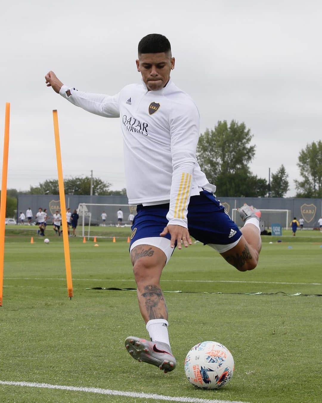 マルコス・ロホのインスタグラム：「@bocajrsoficial ⏳」