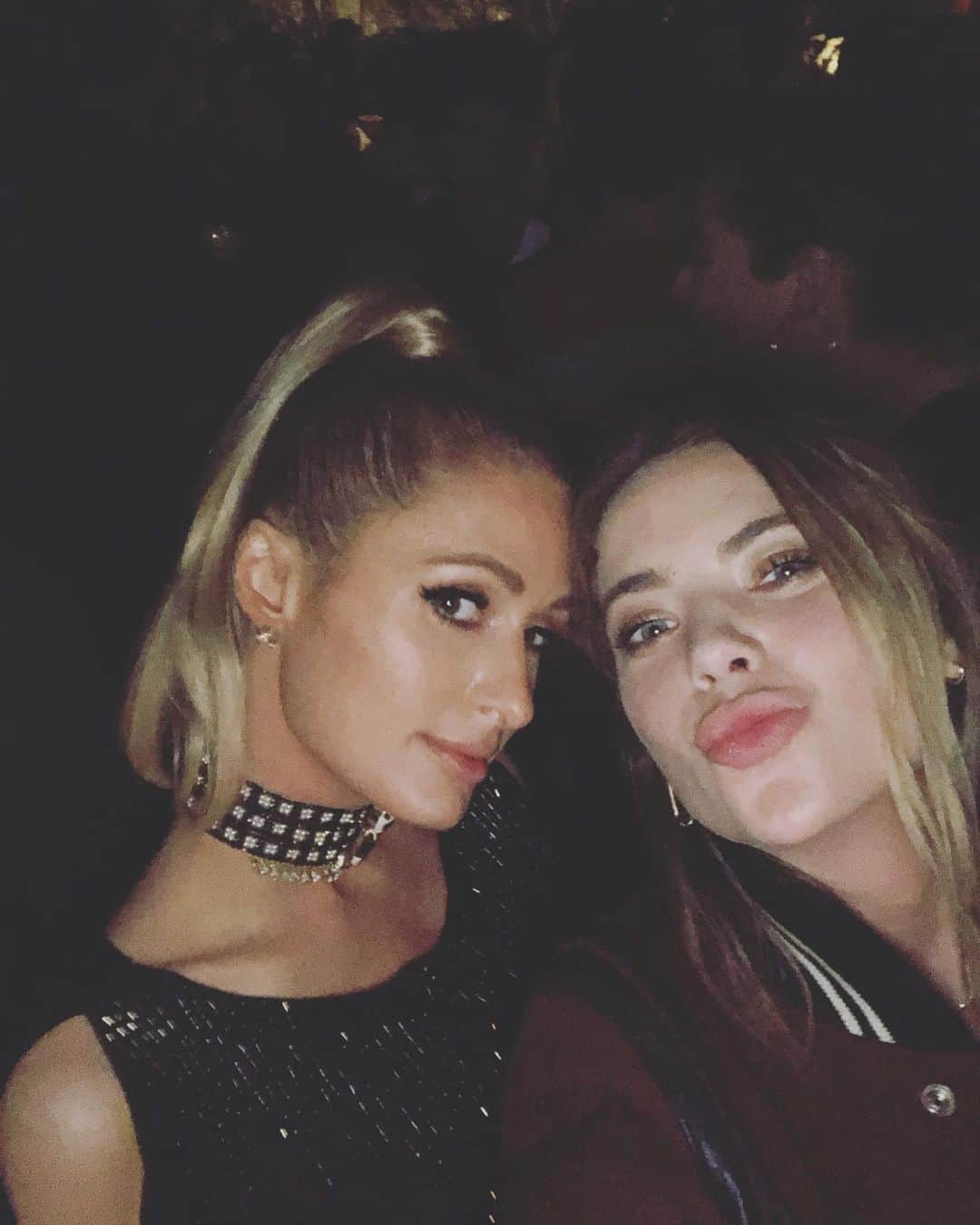 アシュレイ・ベンソンのインスタグラム：「I love you P. Sisters forever. Happy birthday」