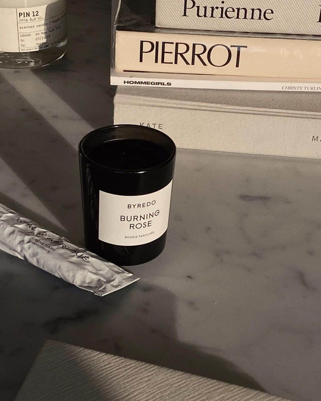 ソフィア・リッチーのインスタグラム：「🕯」