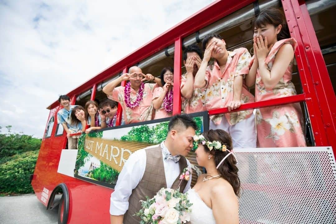 Watabe Weddingのインスタグラム：「赤いトロリーに乗ってビーチフォトへ。。。  Chapel:St.Probus Holy Chapel Photo:Nina  #セントプロバスホーリーチャペル #ワタベウェディング #ワタベウェディンググアム #ロケーションフォト #結婚 #グアム #2021 #2021春婚 #2021夏婚 #2021秋婚 #2021冬婚 #ウェディングソムリエアンバサダー #花嫁 #おしゃれ花嫁 #ファインダー越しの私の世界 #バージンロード #コロナに負けるな #ウェディング #guamwedding #weddingphotography #instagram #instagood #instapic #instaguam #watabewedding #locationphotography #instaoftheday #instagramanet #sdgs」