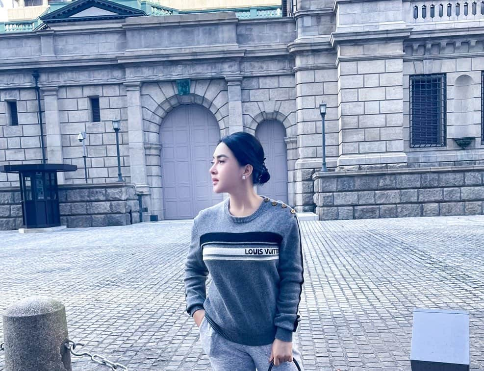 Syahriniさんのインスタグラム写真 - (SyahriniInstagram)「•  • About Two Days Ago !  ________________𝓢𝓨𝓡_____________  #PrincesSyahrini #Winter_February2021 #Tokyo_Japan」2月18日 9時04分 - princessyahrini