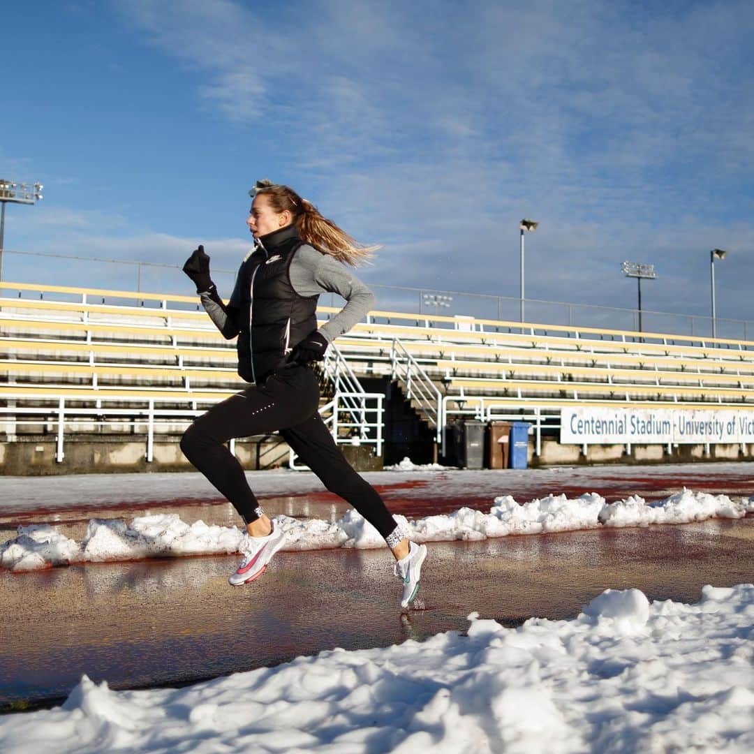 メリッサ・ビショップのインスタグラム：「Ever have a bad day at work?  ⠀⠀⠀⠀⠀⠀⠀⠀⠀⠀⠀⠀ I do and did 🙋🏼‍♀️ Yesterday we had a time trial and it wasn’t my day. Nothing went wrong, just a bad day at the office. We’re human and as much as this bugs me, I realize it happens and it’s a part of the process. You have to have some bad days in order to have the good days. Celebrating the small wins: healthy and happy. Tomorrow is a new day. ⠀⠀⠀⠀⠀⠀⠀⠀⠀⠀⠀⠀ 📸 @kevrlight」