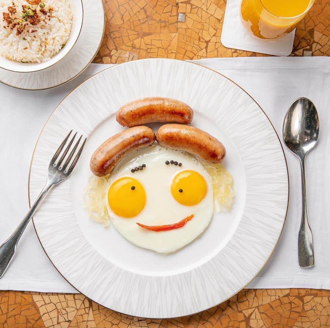 The Peninsula Hotelsさんのインスタグラム写真 - (The Peninsula HotelsInstagram)「Start your morning with a smile at @thepeninsulamanila. If this doesn’t entertain the kiddies, we don’t know what will!⁣ ⁣ ⁣ ⁣ ⁣ #peninsulahotels #luxuryhotelexperience #luxuryexperience #fivestarservice #fivestarhotel #manila #staycation #peninsulamanila #thepeninsulamanila」2月18日 10時13分 - peninsulahotels