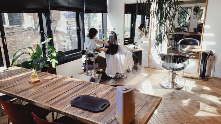 Hikaru Nakamuraのインスタグラム：「お店のYoutube始動！▶️  これからはお店のチャンネルも自分のチャンネルも頑張って更新🔥🗻📸  #美容室#藤沢#湘南#美容師」