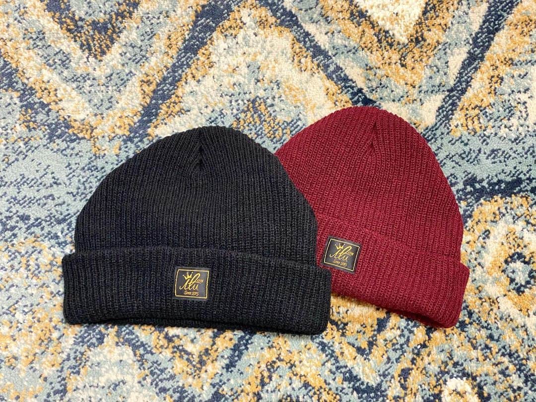original brand 【ilu098】さんのインスタグラム写真 - (original brand 【ilu098】Instagram)「today's new. 大人気なニット帽へ。 ゴールドアイルのタグを配置したnew！ ・ニット帽 ¥3,850- 本日から店頭限定販売！ どちらの色にしようかな♫ #ilu098 #ニット帽 #沖縄 #おきなわ #アイルキャップ #ニット帽コーデ」2月18日 10時44分 - ilu098