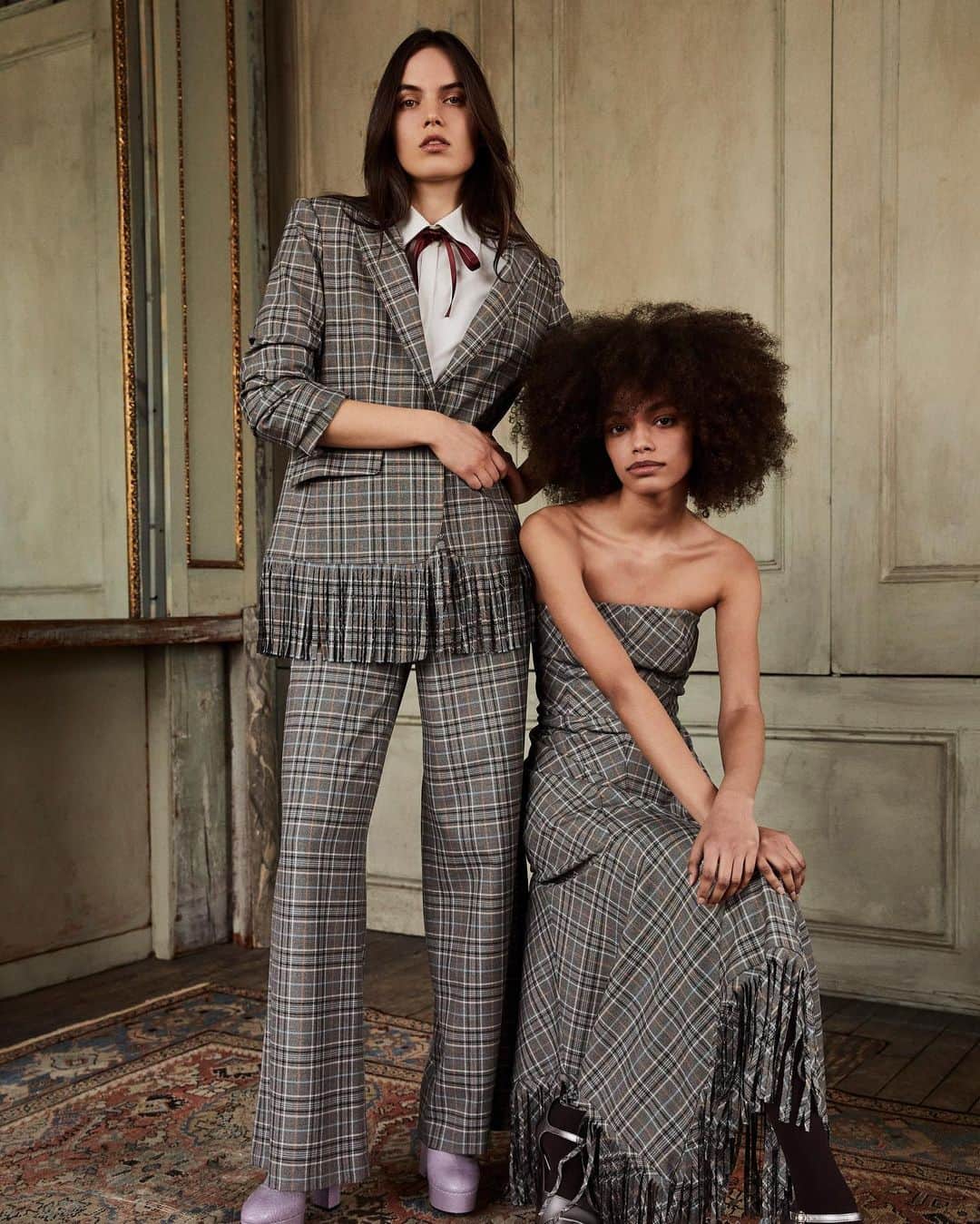 Fashion Weekさんのインスタグラム写真 - (Fashion WeekInstagram)「The @cinqasept collection pays homage to the 1960s and 1970’s era of love and effortless, free fashion. See the full lookbook on nyfw.com」2月18日 11時42分 - fashionweek