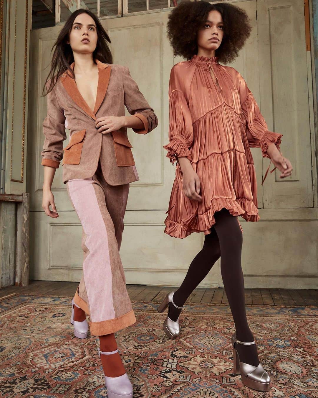 Fashion Weekさんのインスタグラム写真 - (Fashion WeekInstagram)「The @cinqasept collection pays homage to the 1960s and 1970’s era of love and effortless, free fashion. See the full lookbook on nyfw.com」2月18日 11時42分 - fashionweek