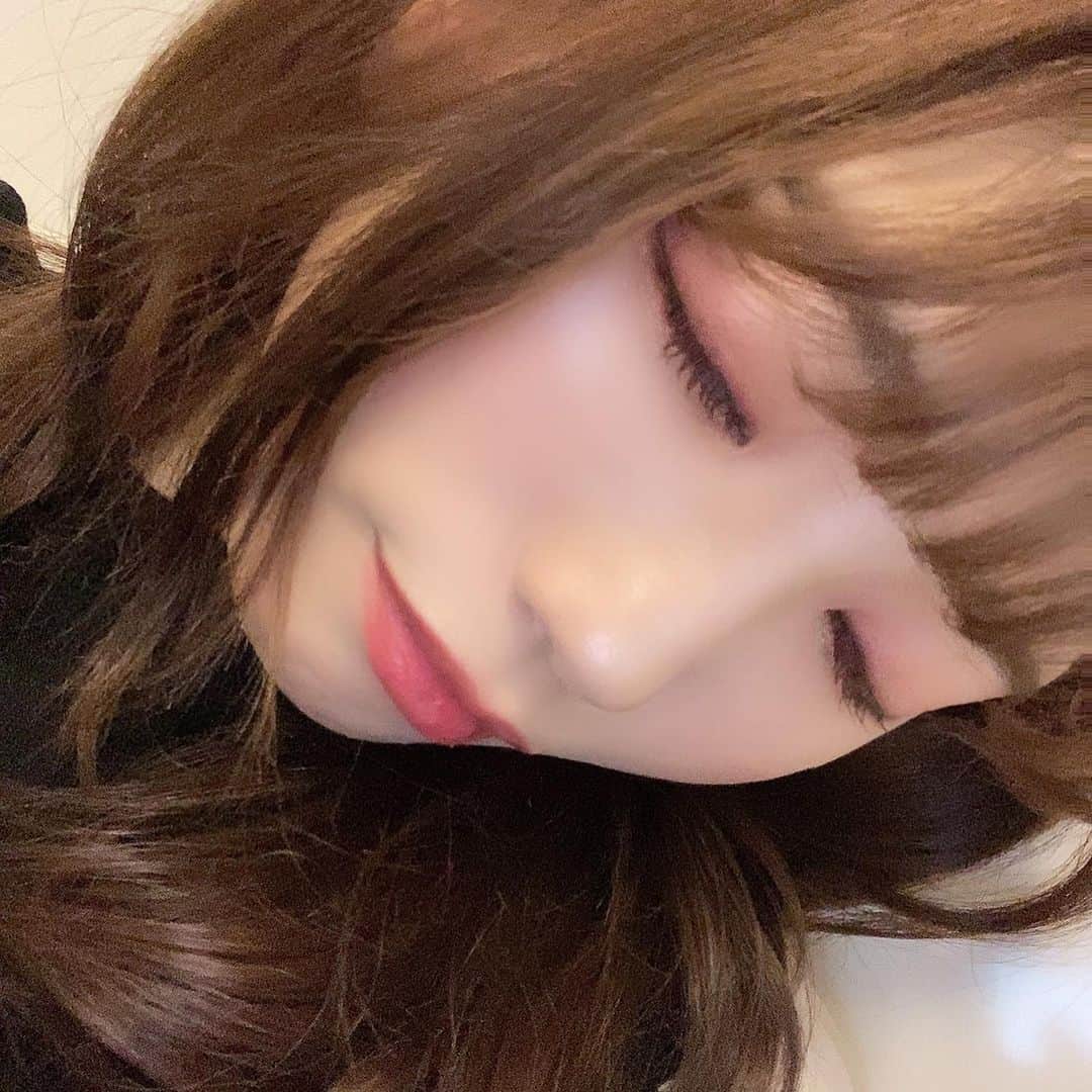 石原美沙紀のインスタグラム：「23日が今から楽しみや〜❤️🐰#instagood #instalike #instafashion #japanesegirl #cute #自撮り #自撮り女子  #ガーリー  #アイドル #地下アイドル #今日のコーデ #ファッション #selfie #followｍe #likeforlikes  #ピンクヘアー #ピンクブラウン #ヘアアレンジ #ヘアスタイル #サロンモデル #salon #salonmodel」