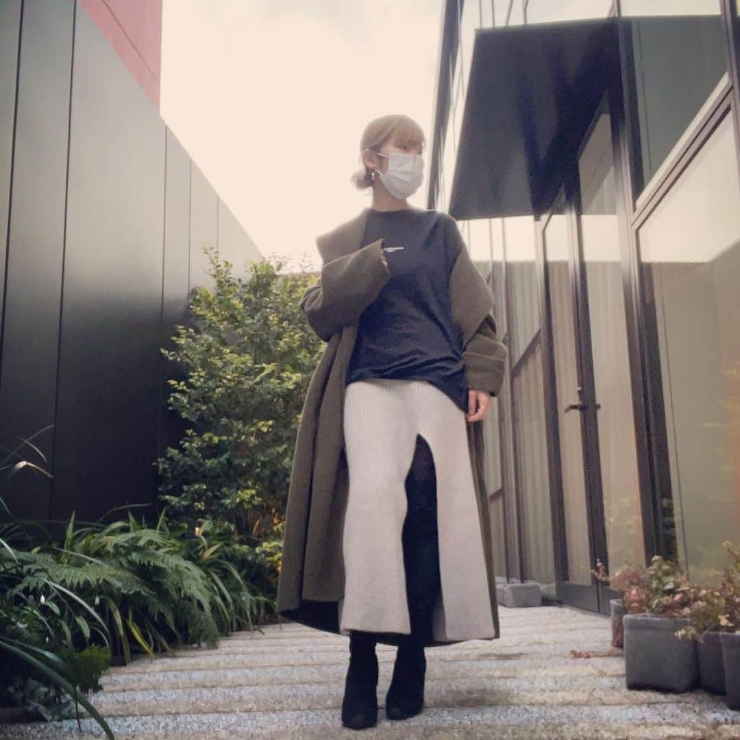 SHOCOのインスタグラム：「地味（´-`）.｡oO#今日の服　#コーディネート」