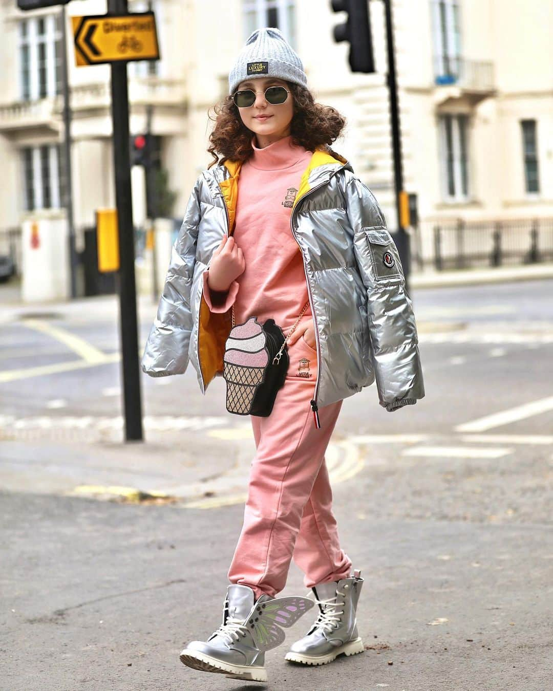 Laertaのインスタグラム：「“ I am so in love with this “Brooklyn Girl Sweatsuit” and “Sugar Cone Purse” I got from @littleluxury_closet. These items are a must have!! They’re the best when looking for trendy but, comfortable clothing & accessories for babies and children 🥰. Go shop with them for this look. I’m also wearing their “Cool Kids Hats”, “Fly Girl Boots” and their popular “Moonshine Jacket” #ad」