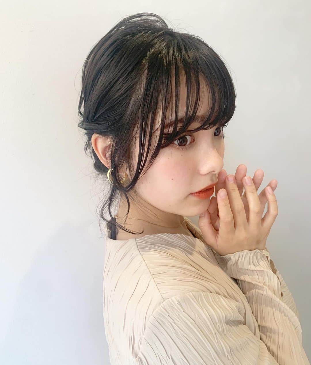 前田希さんのインスタグラム写真 - (前田希Instagram)「お気に入りのワンピースに お気に入りのアクセサリーに 髪型はアップにしてもらった🤤💐 リップはお気に入りのテラコッタ🍊 . . (いっぱい載せてごめんね🙇‍♀️)」2月18日 22時49分 - nozomyyy_