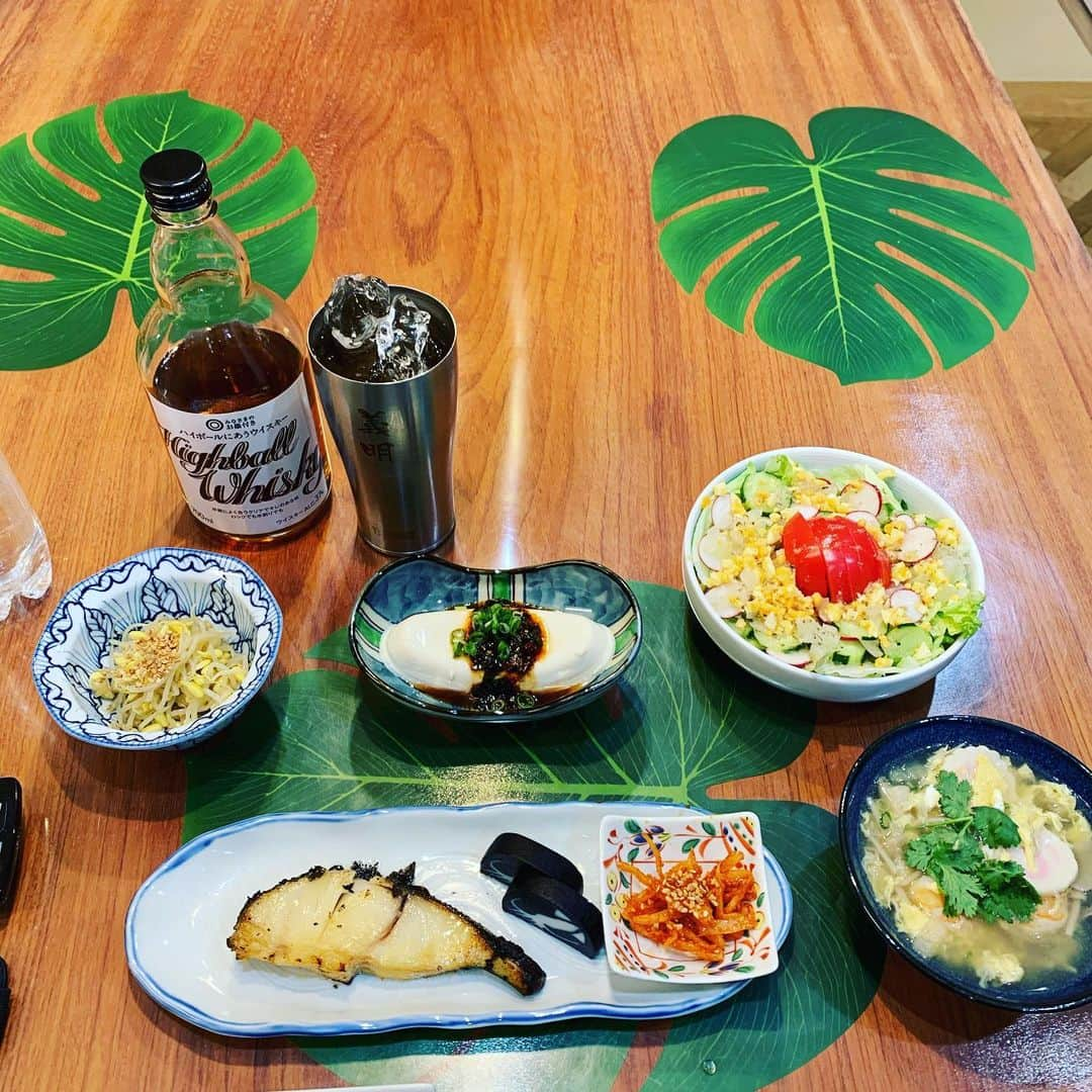 金村義明さんのインスタグラム写真 - (金村義明Instagram)「晩酌からの〆カレー！ バラいろダンディ生放送中次男坊カップル焼肉食べて帰ったらしい！ 奥さん大変やなぁ！」2月18日 22時54分 - yoshiaki_kanemura