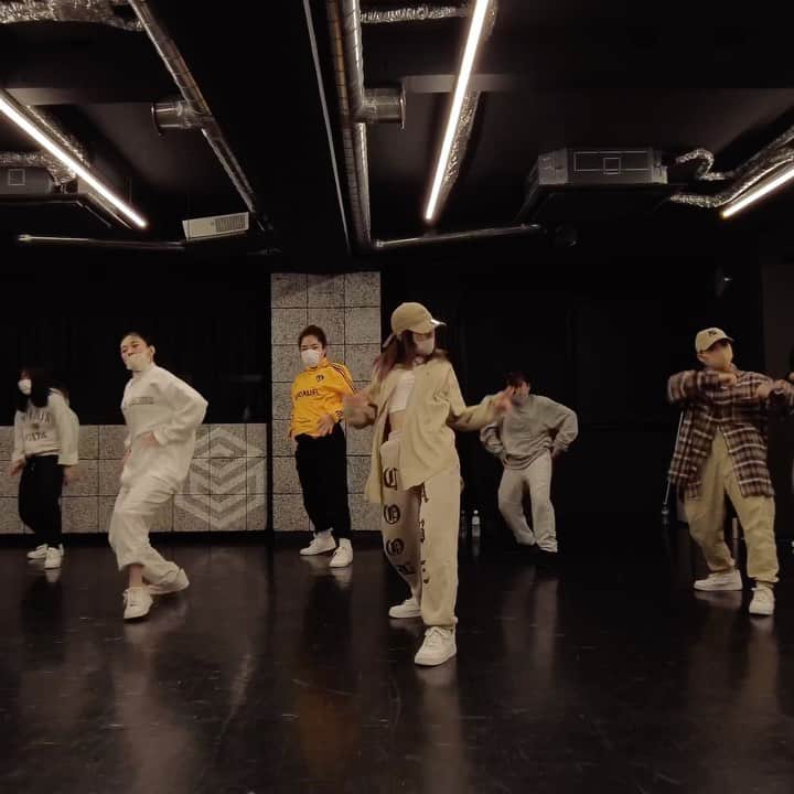 Kahonnaのインスタグラム：「． Circle @sprout_dance 🙏🏻💙 #circle#marqueshouston」
