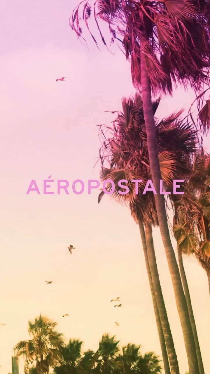 エアロポステールのインスタグラム：「Spring into action: our new collection is finally here! Plus, meet the latest group of individuals inspiring us—and the world—by simply being themselves 🌸#AeroWorld」