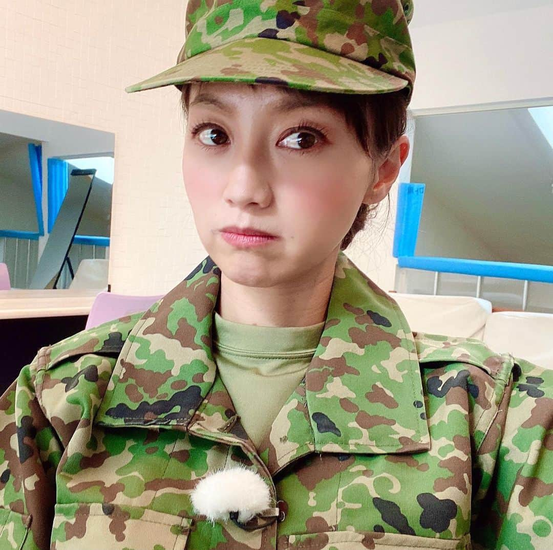 福島和可菜さんのインスタグラム写真 - (福島和可菜Instagram)「今日の撮影は迷彩服で🤲  何だろう… いつ着てもやっぱり落ち着くってか、 気持ちがビシッとなる‼️  近々、ステキな番組で、皆様にお会い出来ると思いますので、  期待して…㊗️㊗️㊗️ 楽しみにお待ち下さいませ🥳  #迷彩服 #自分でも似合うと思う #笑 #気持ち #入る #引き締まる #自衛隊 #迷彩 #凄い #tv #番組 #嬉しい #ビックリ #感謝 #ありがとう #ありがとうございます #お楽しみに #🎥 #㊗️ #✨ #🥳 #🙌 #🎉 #😊」2月18日 23時24分 - fukushimawakana